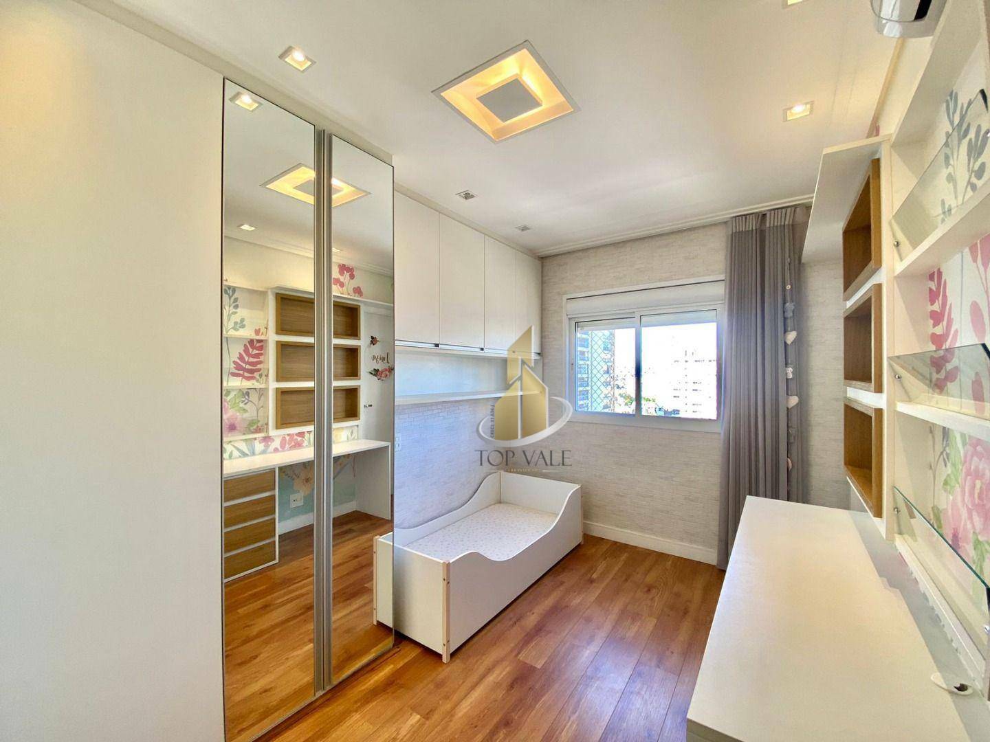 Apartamento à venda com 3 quartos, 151m² - Foto 18