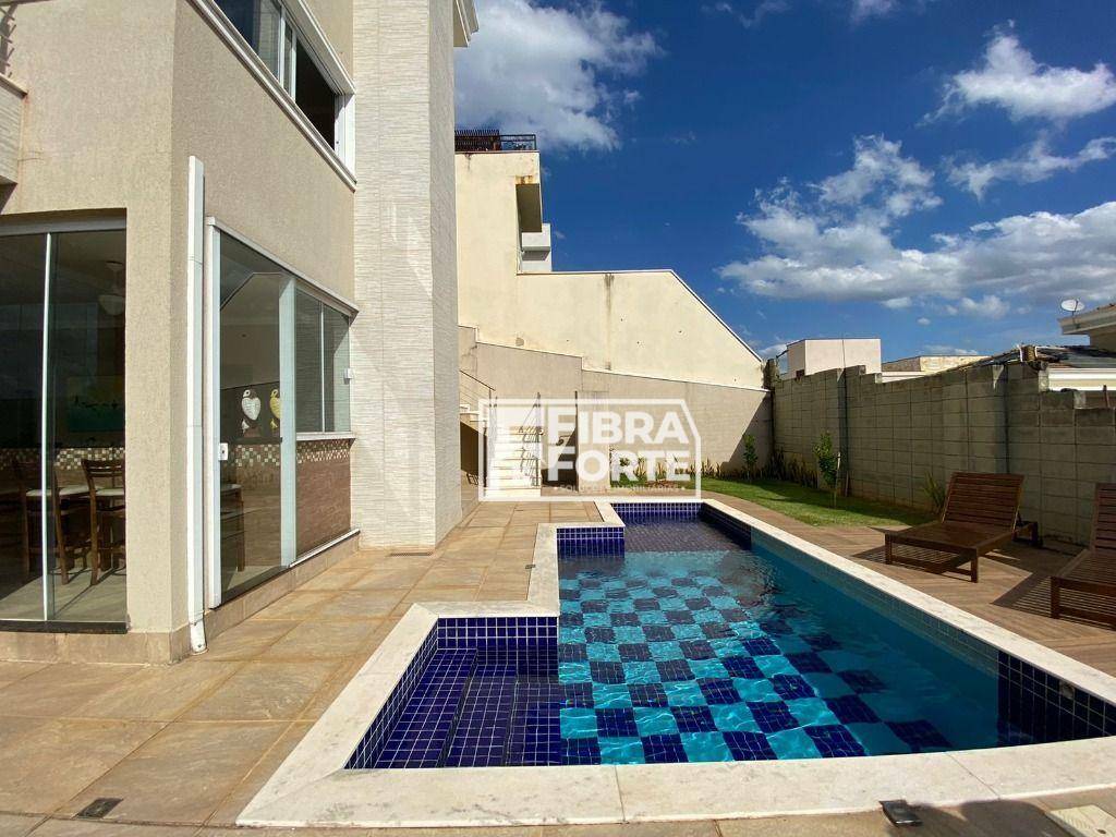 Casa de Condomínio para alugar com 5 quartos, 350m² - Foto 3