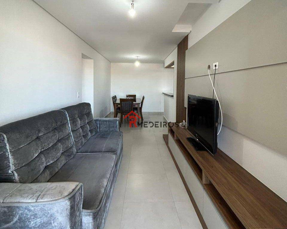 Apartamento à venda com 2 quartos, 77m² - Foto 3