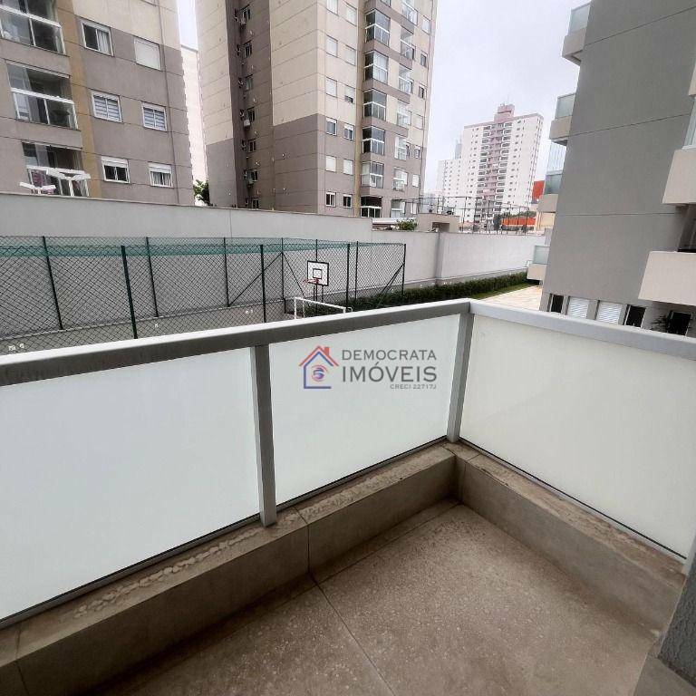 Apartamento à venda com 2 quartos, 67m² - Foto 10