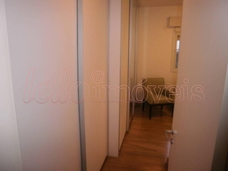 Apartamento para alugar com 2 quartos, 150m² - Foto 17