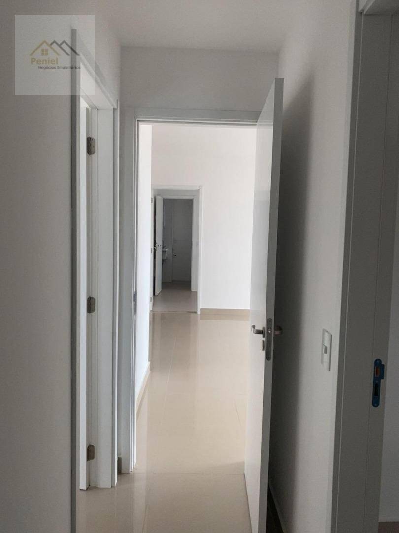 Apartamento à venda com 3 quartos, 131m² - Foto 4