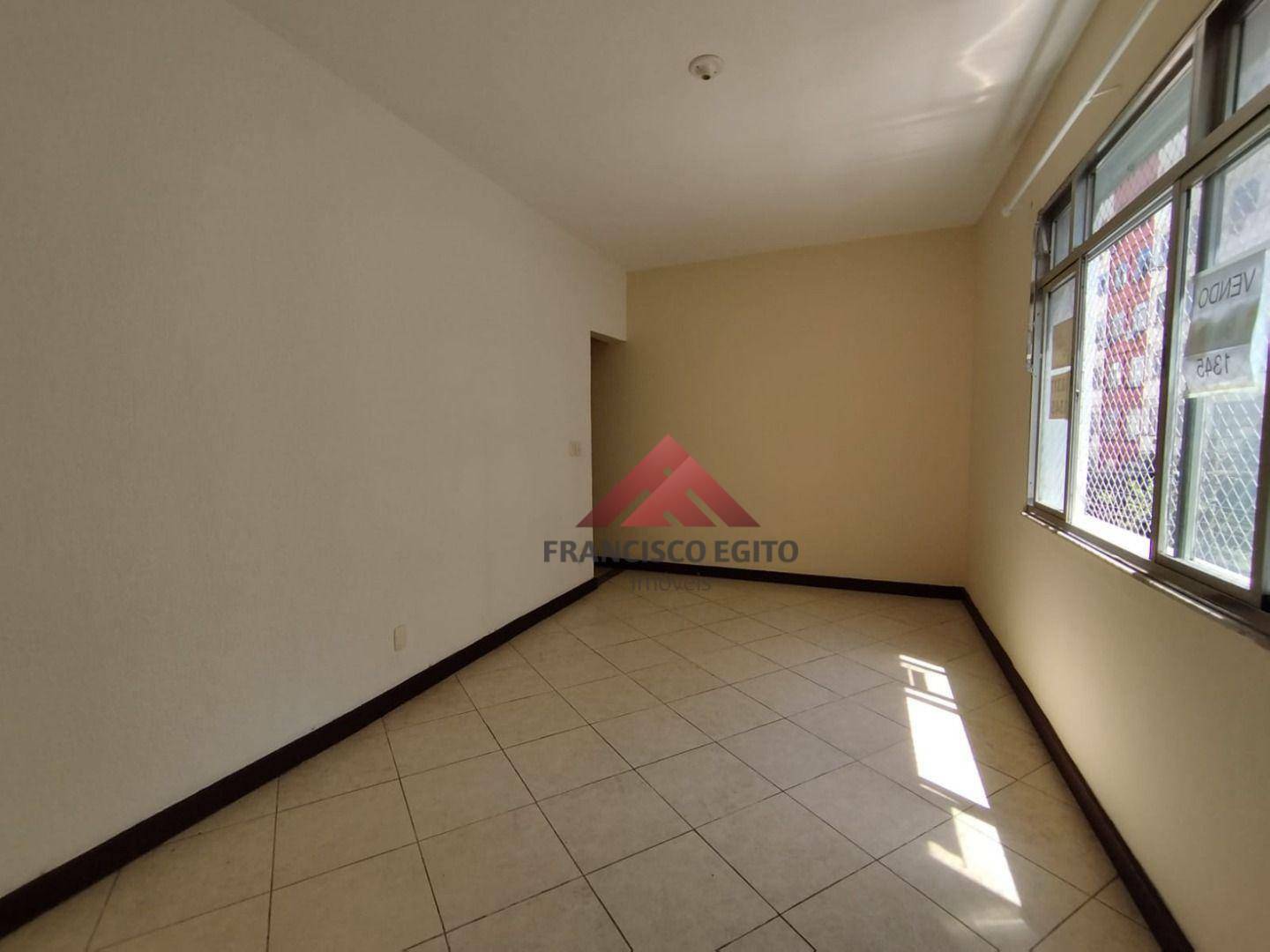 Apartamento para alugar com 2 quartos, 60m² - Foto 4