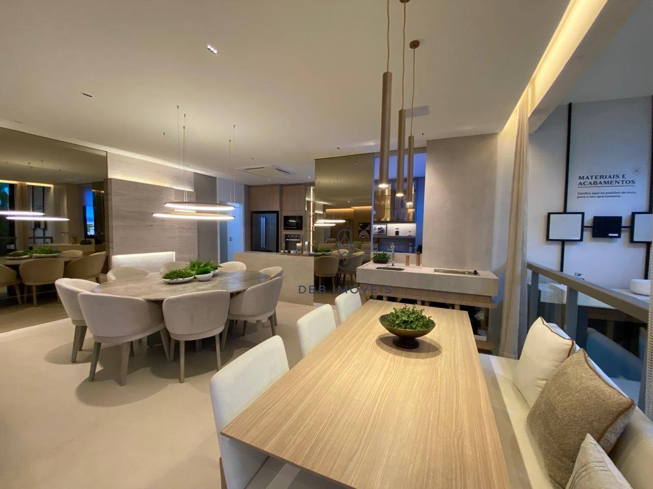 Apartamento à venda com 4 quartos, 199m² - Foto 7