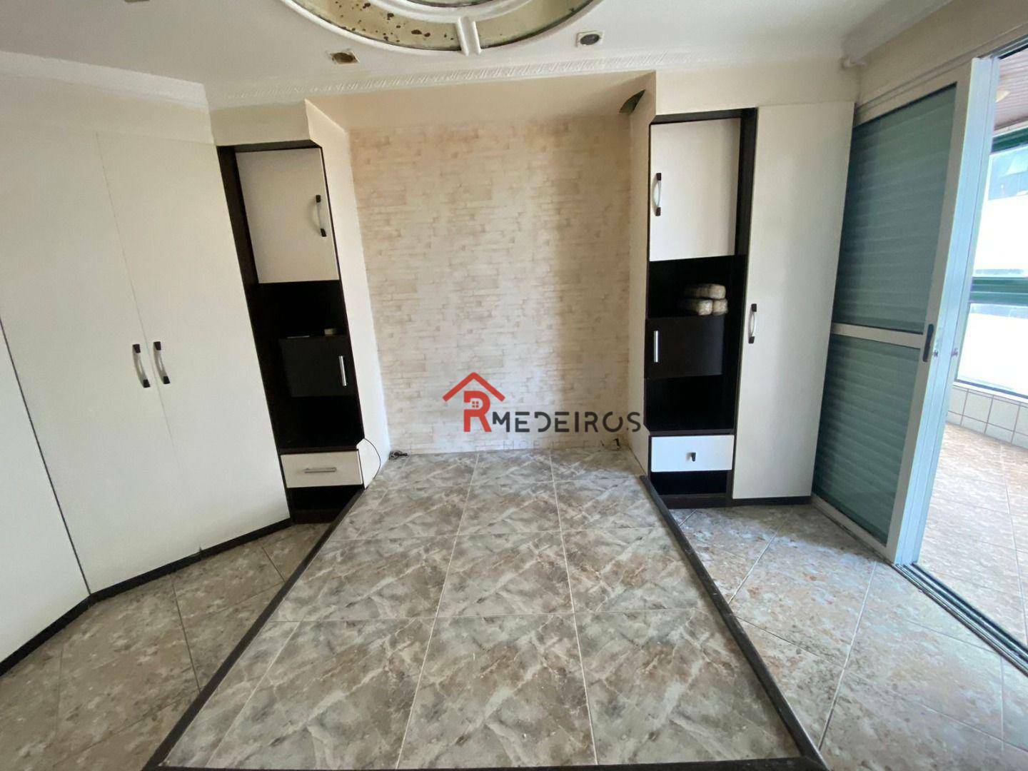 Apartamento à venda com 3 quartos, 120m² - Foto 17