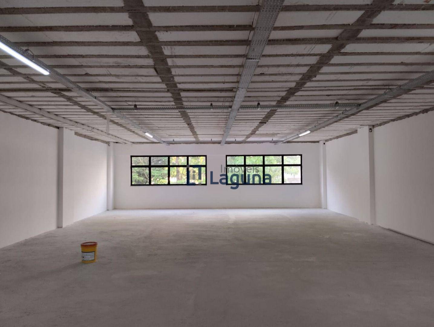 Prédio Inteiro para alugar, 1200m² - Foto 8