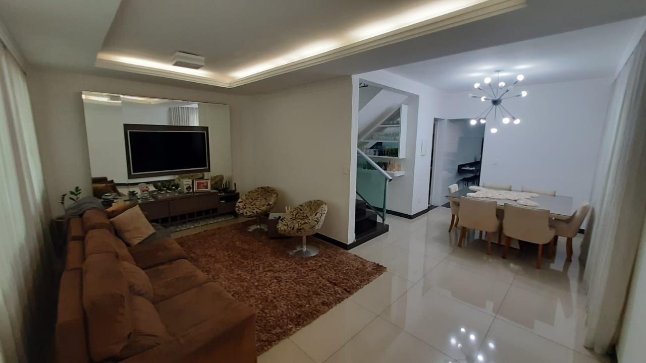 Casa à venda com 4 quartos, 360m² - Foto 9