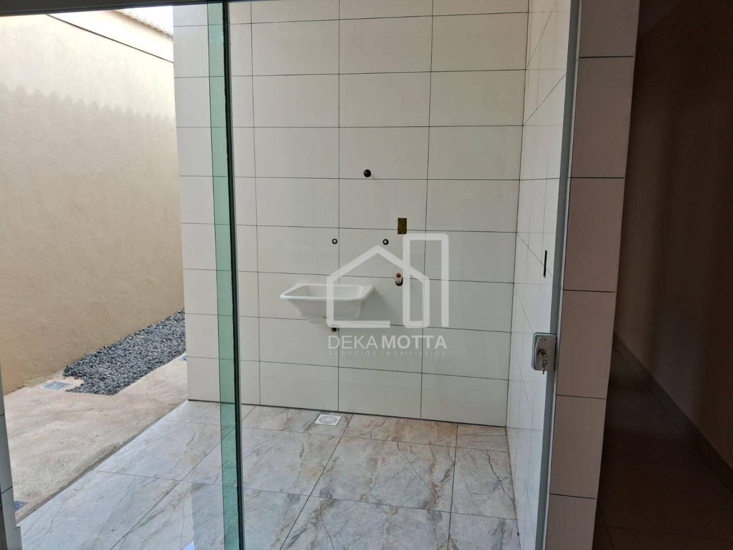 Casa à venda com 2 quartos, 77m² - Foto 9