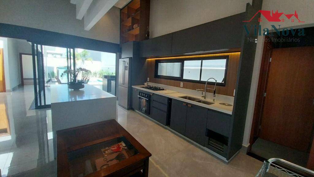 Casa à venda com 3 quartos, 250m² - Foto 6