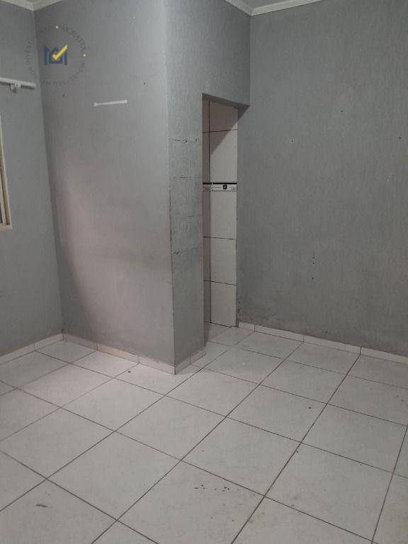 Casa à venda com 3 quartos, 105m² - Foto 10