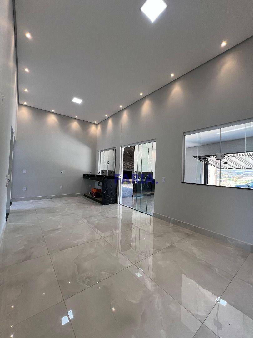 Casa à venda com 2 quartos, 97m² - Foto 7