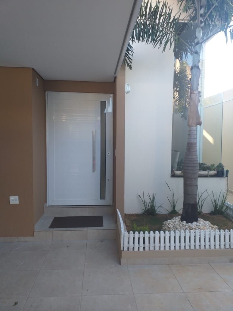 Casa à venda com 3 quartos, 190m² - Foto 18