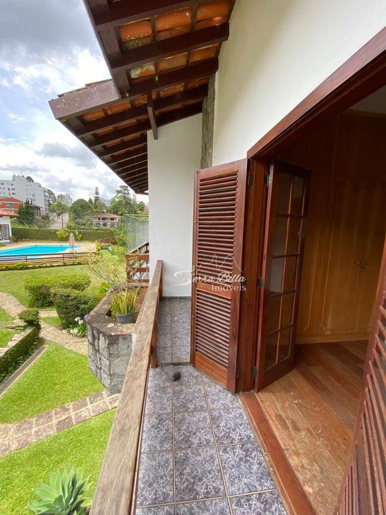 Casa de Condomínio à venda com 5 quartos, 211m² - Foto 33