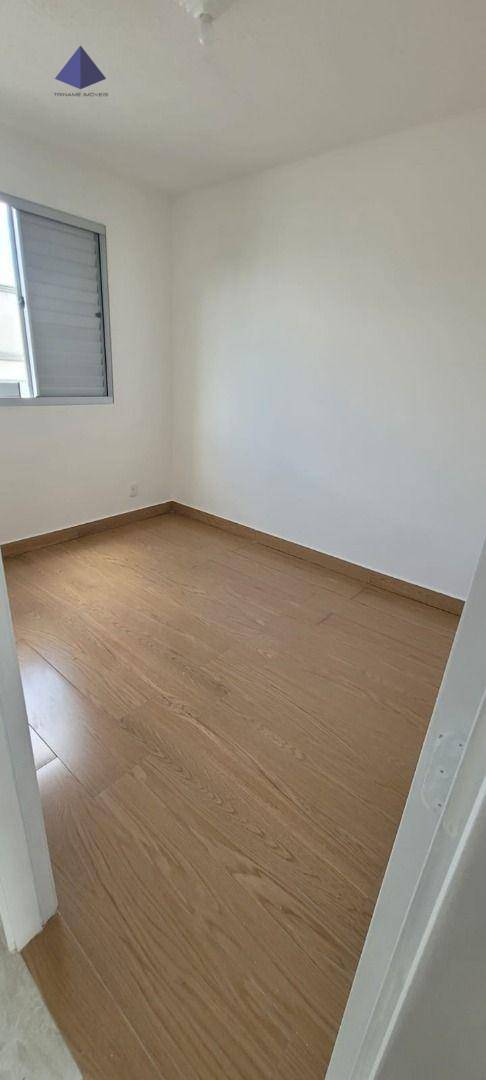 Apartamento à venda com 2 quartos, 45m² - Foto 11