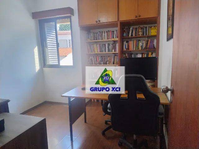 Apartamento à venda com 3 quartos, 87m² - Foto 12