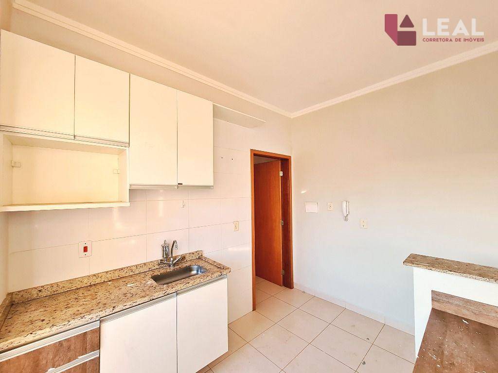 Apartamento à venda com 2 quartos, 72m² - Foto 10