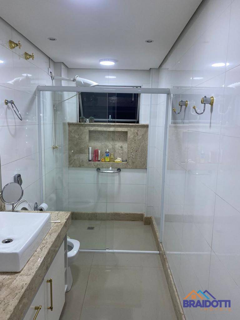 Apartamento à venda com 3 quartos, 260m² - Foto 27