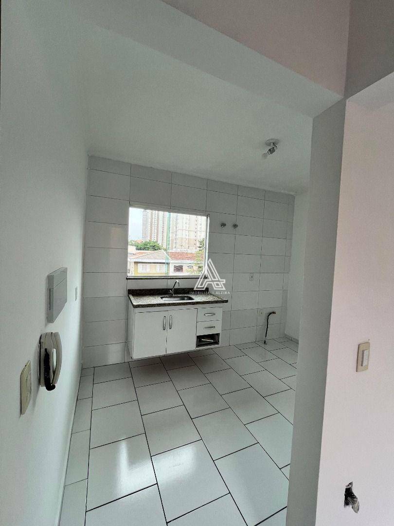 Apartamento para alugar com 2 quartos, 57m² - Foto 9