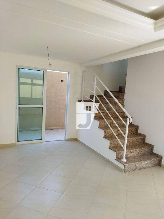 Sobrado à venda com 3 quartos, 130m² - Foto 2