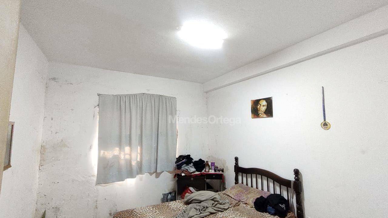 Casa à venda com 3 quartos, 184m² - Foto 18