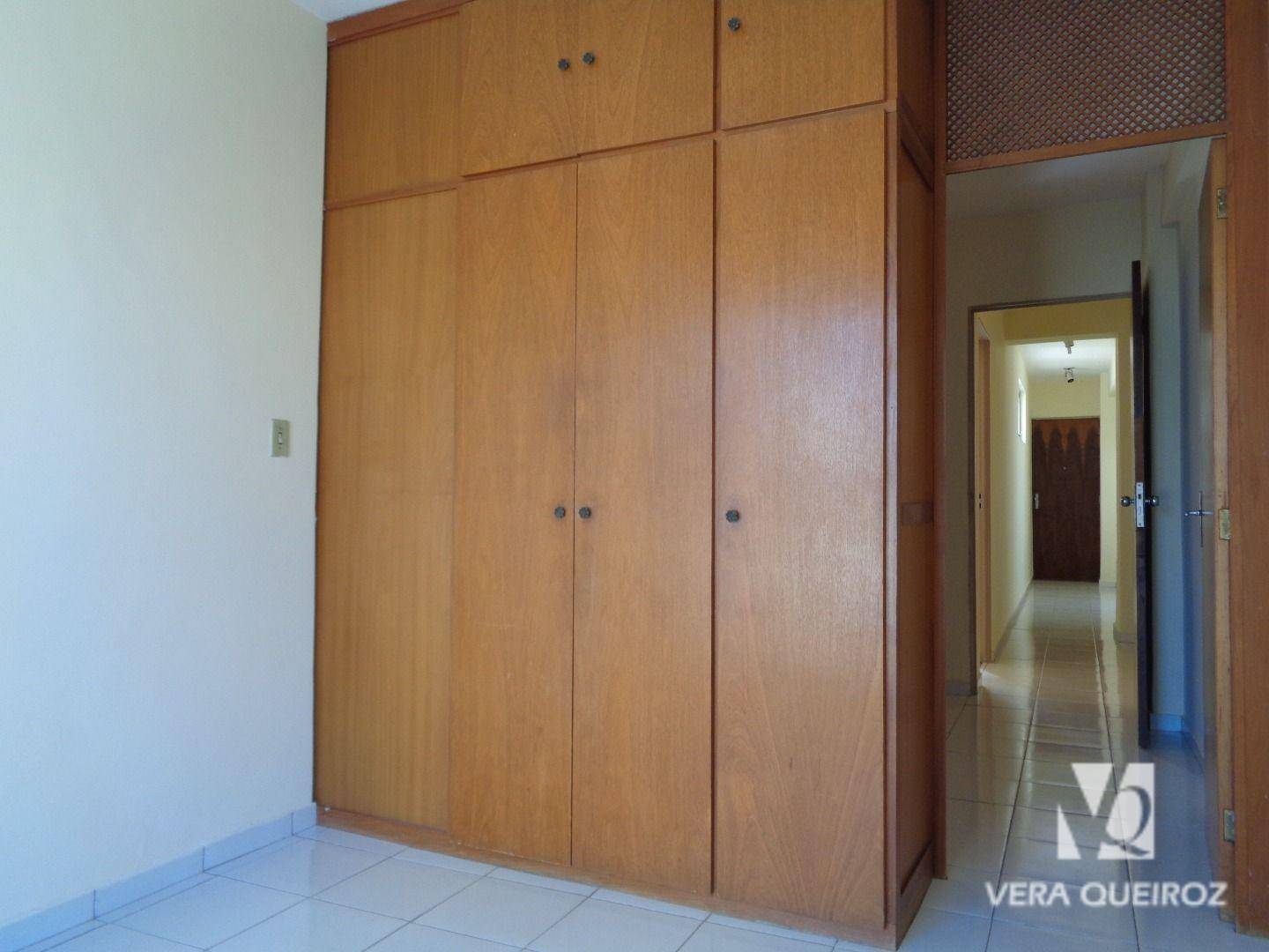 Apartamento para alugar com 1 quarto, 45m² - Foto 12