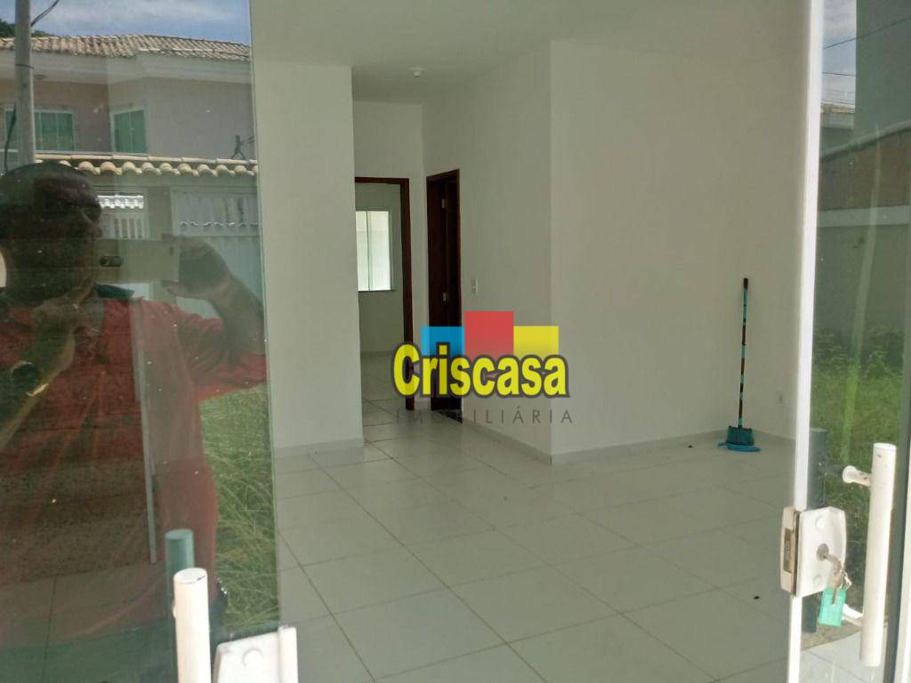 Casa à venda com 3 quartos, 110m² - Foto 2