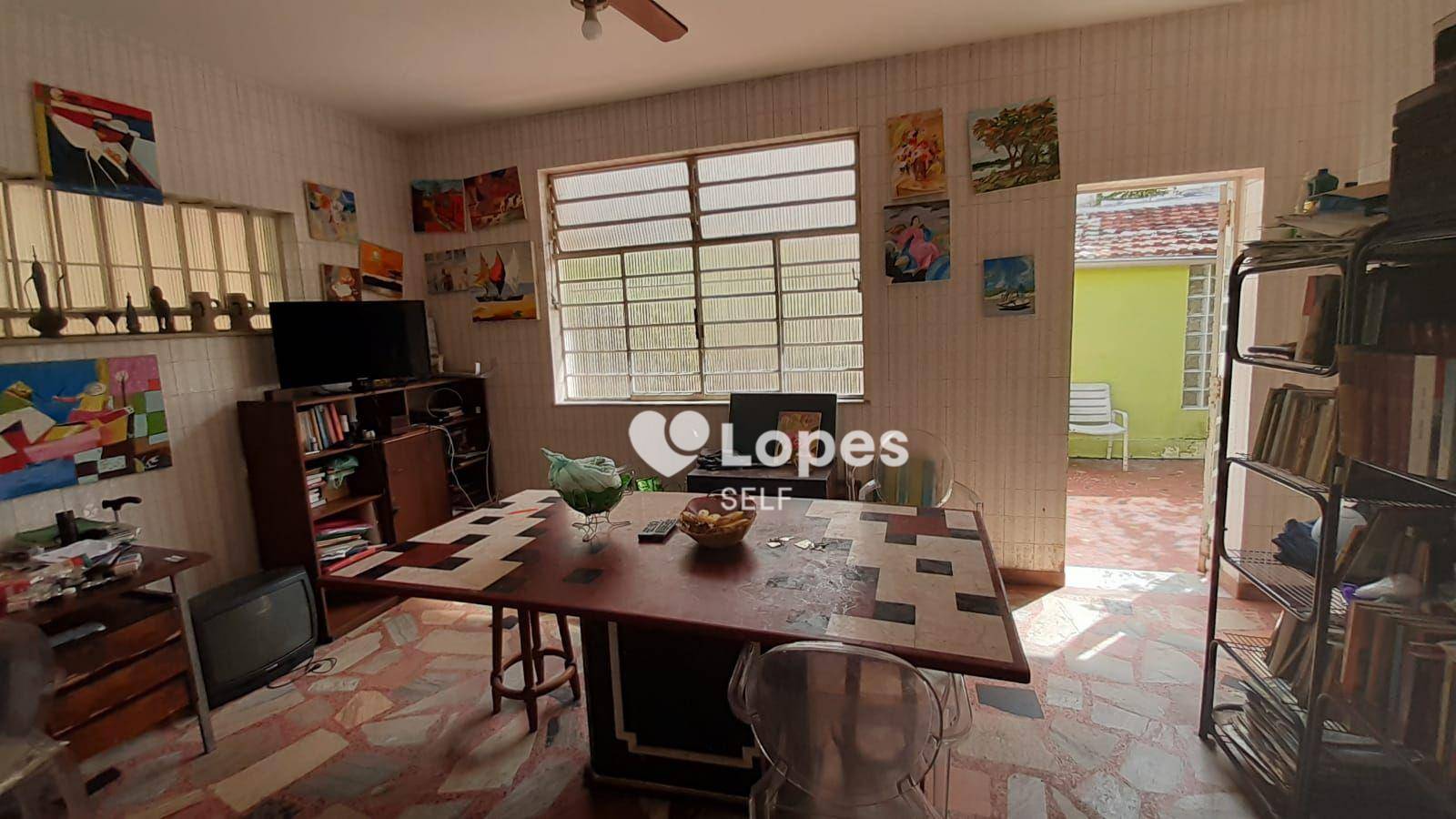 Casa à venda com 8 quartos, 130m² - Foto 7