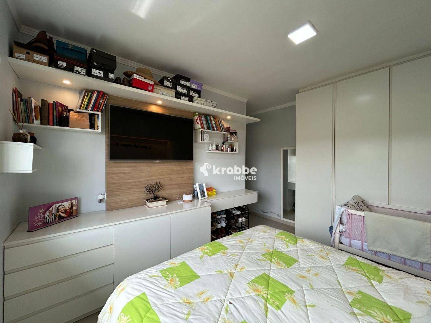 Casa à venda com 2 quartos, 84m² - Foto 7