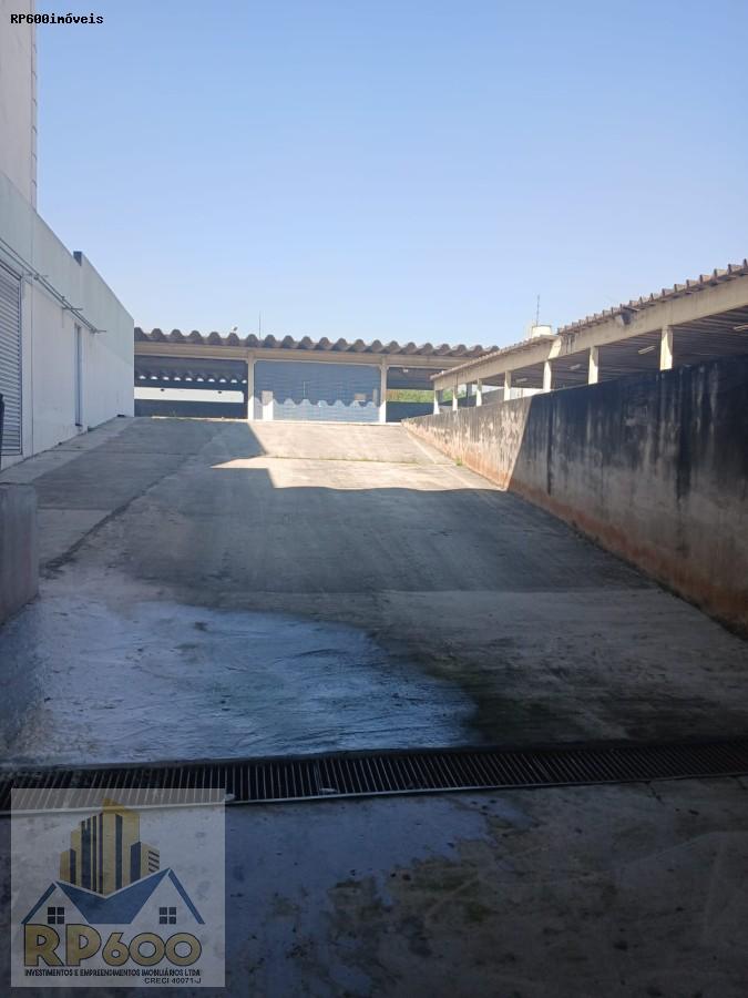 Depósito-Galpão-Armazém para alugar, 3559m² - Foto 1