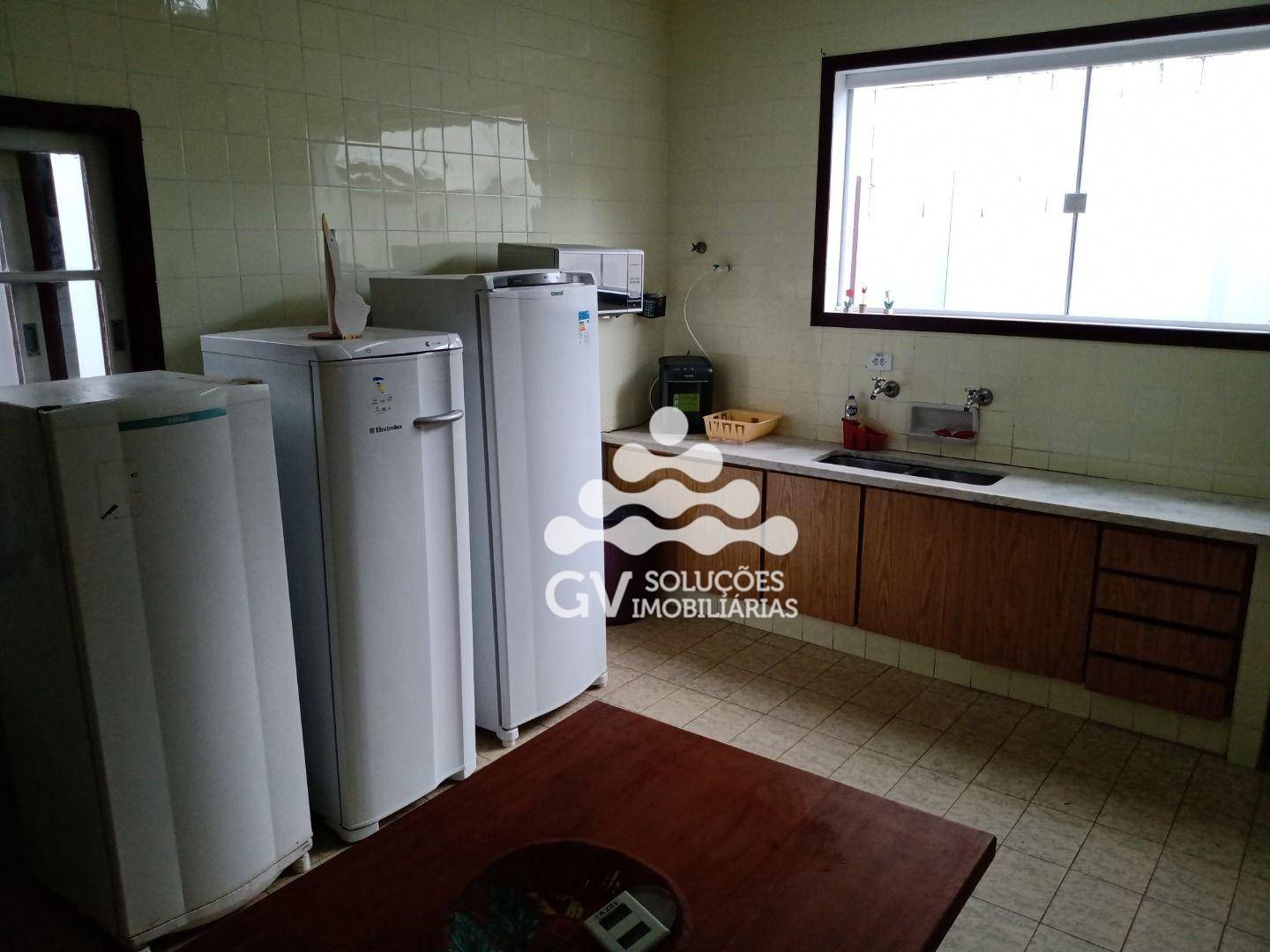 Sobrado à venda com 6 quartos, 216m² - Foto 13