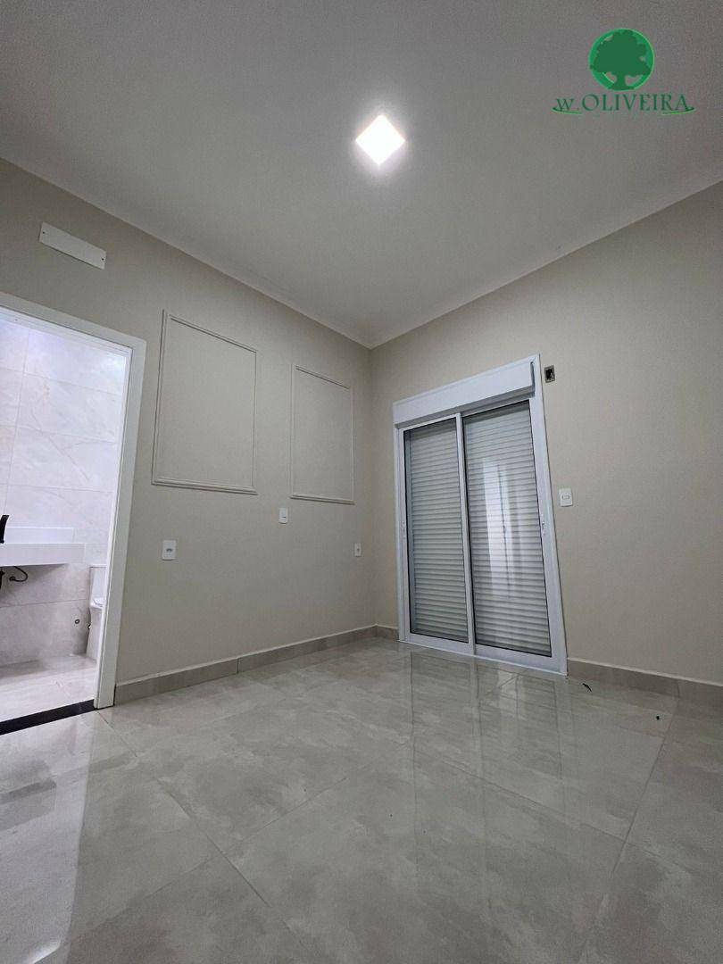 Casa de Condomínio à venda com 4 quartos, 230m² - Foto 17