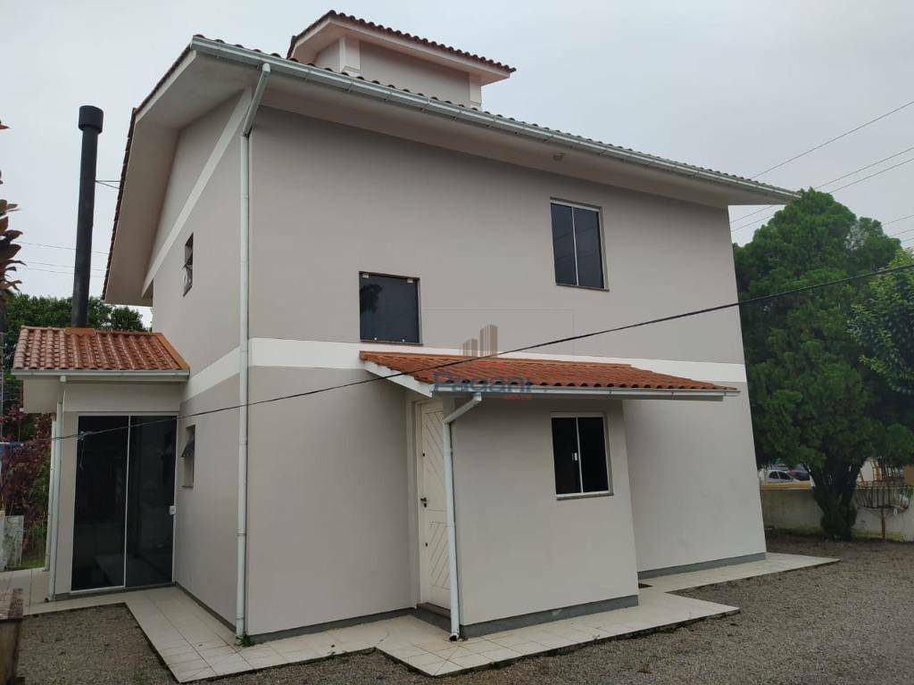 Casa à venda com 3 quartos, 143m² - Foto 2