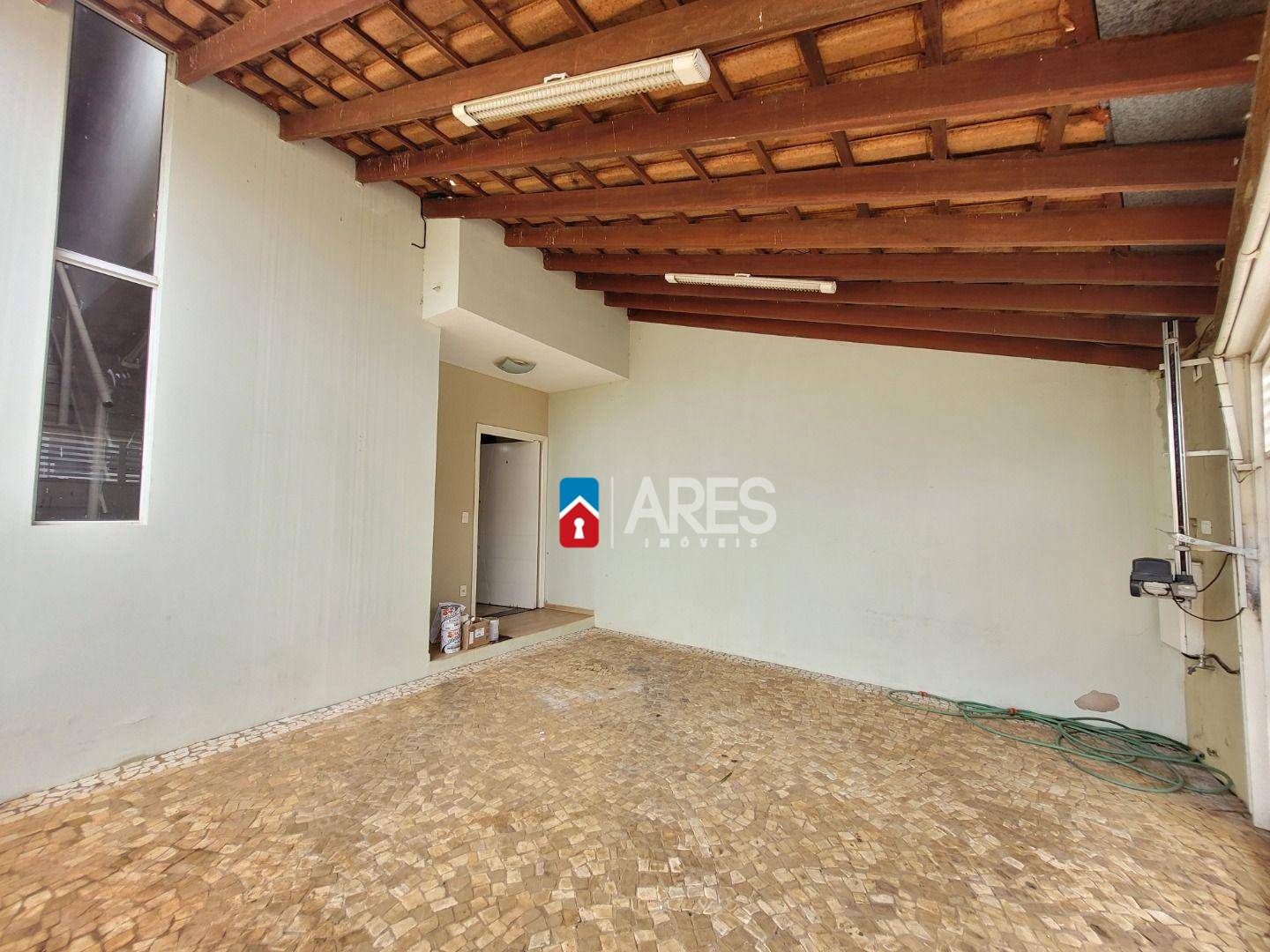 Casa, 3 quartos, 84 m² - Foto 2