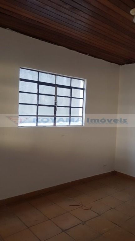 Casa para alugar com 3 quartos, 70m² - Foto 16