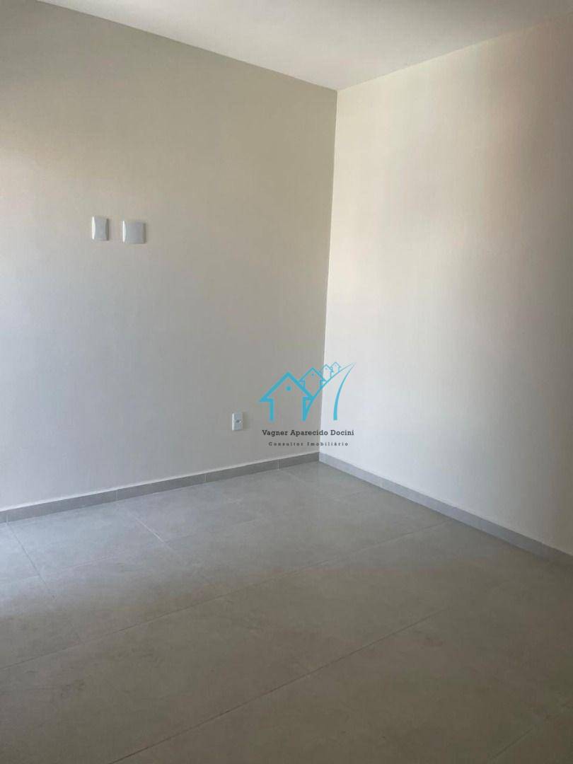 Apartamento à venda com 2 quartos, 67m² - Foto 4