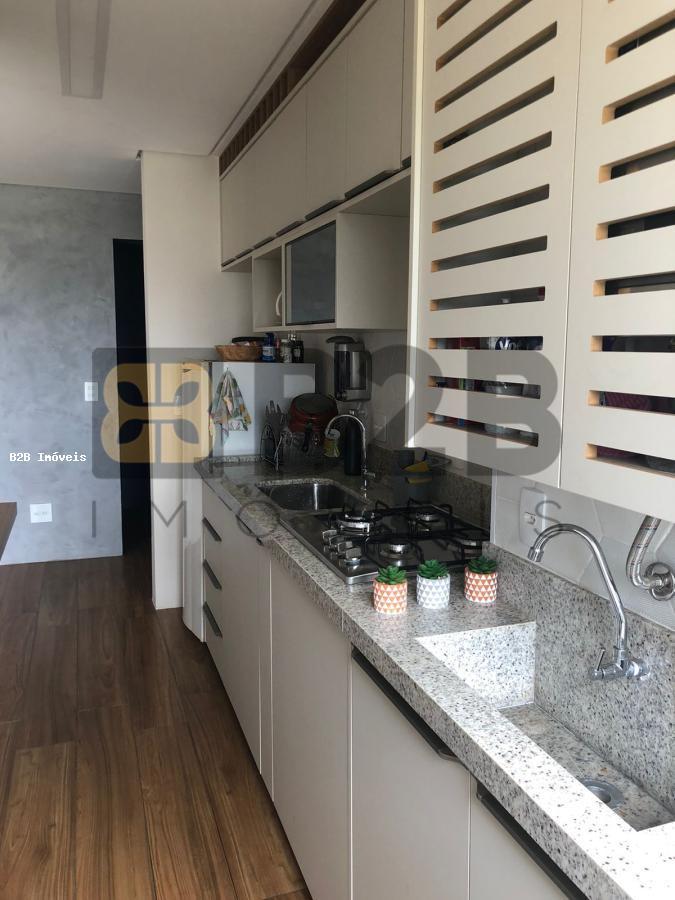 Apartamento à venda com 2 quartos, 65m² - Foto 5