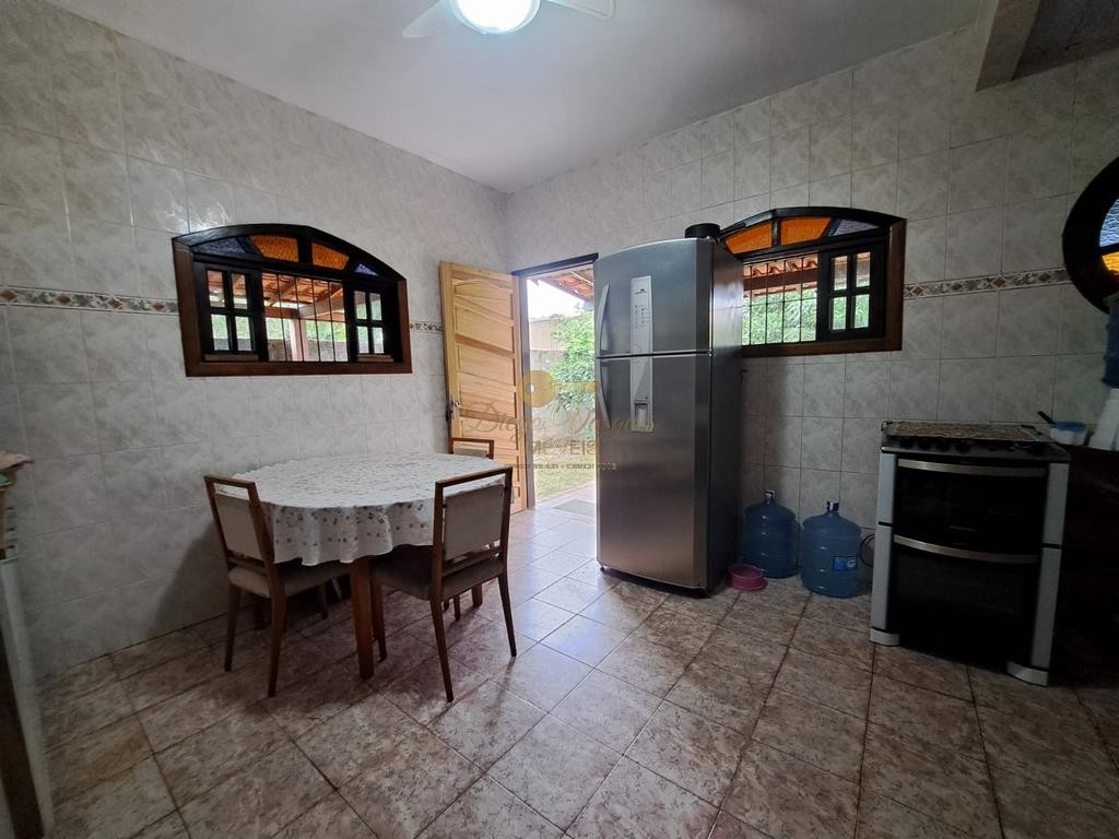 Casa à venda com 4 quartos, 360m² - Foto 12