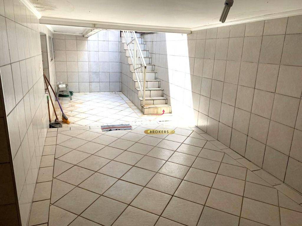 Sobrado à venda com 3 quartos, 420m² - Foto 27