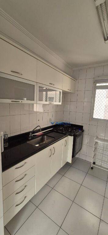 Apartamento à venda com 3 quartos, 67m² - Foto 17