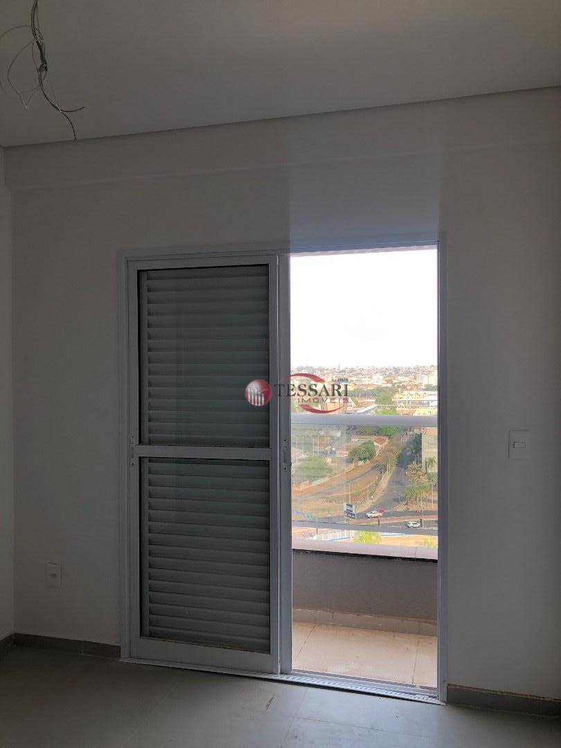 Apartamento para alugar com 3 quartos, 80m² - Foto 9