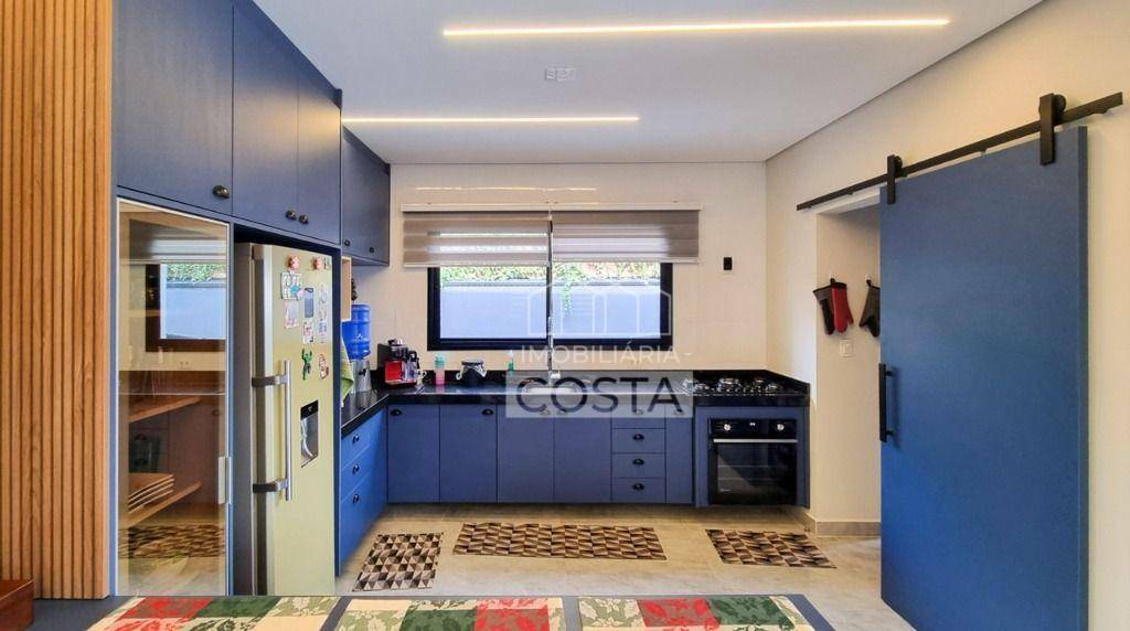 Casa de Condomínio à venda com 3 quartos, 200m² - Foto 4