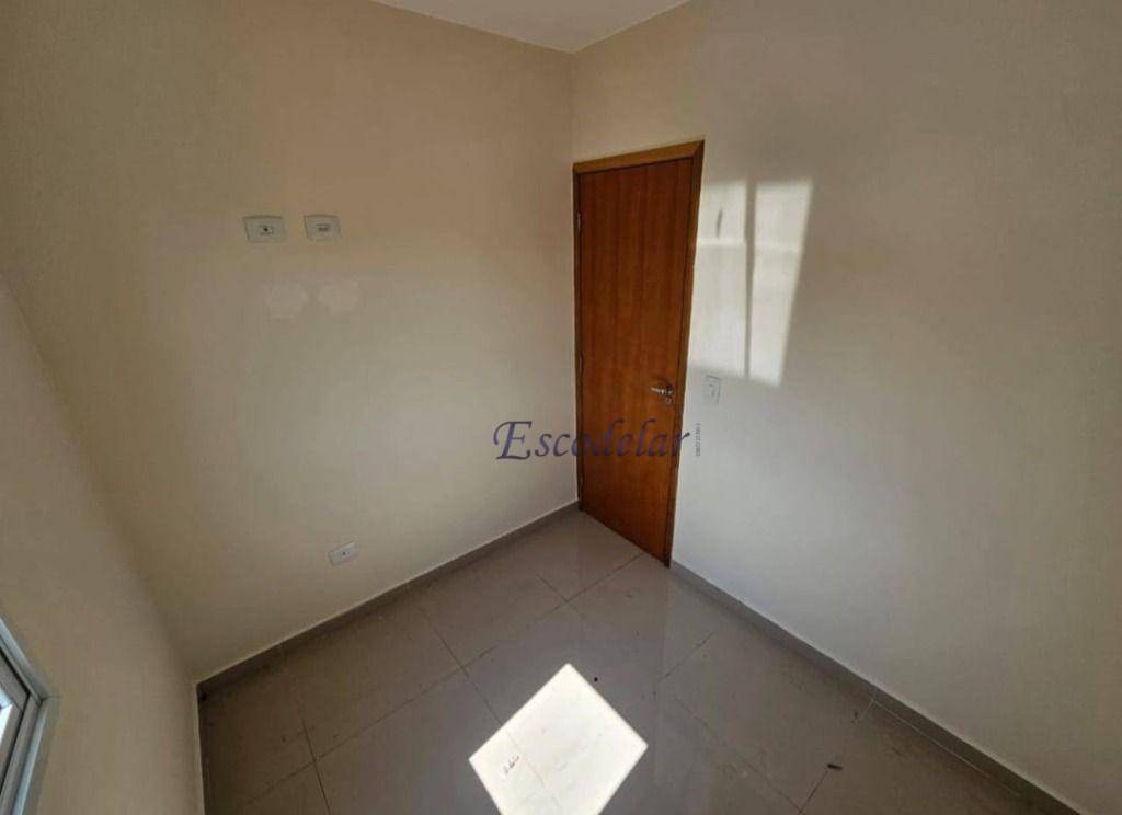 Casa para alugar com 2 quartos, 45m² - Foto 14