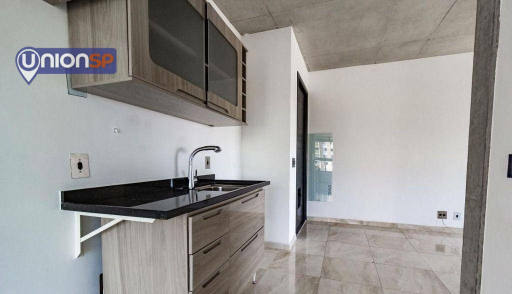 Apartamento à venda com 1 quarto, 70m² - Foto 4