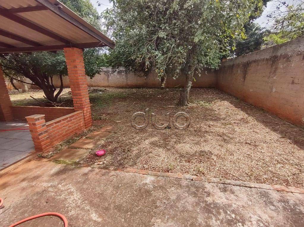 Chácara à venda com 3 quartos, 230m² - Foto 14