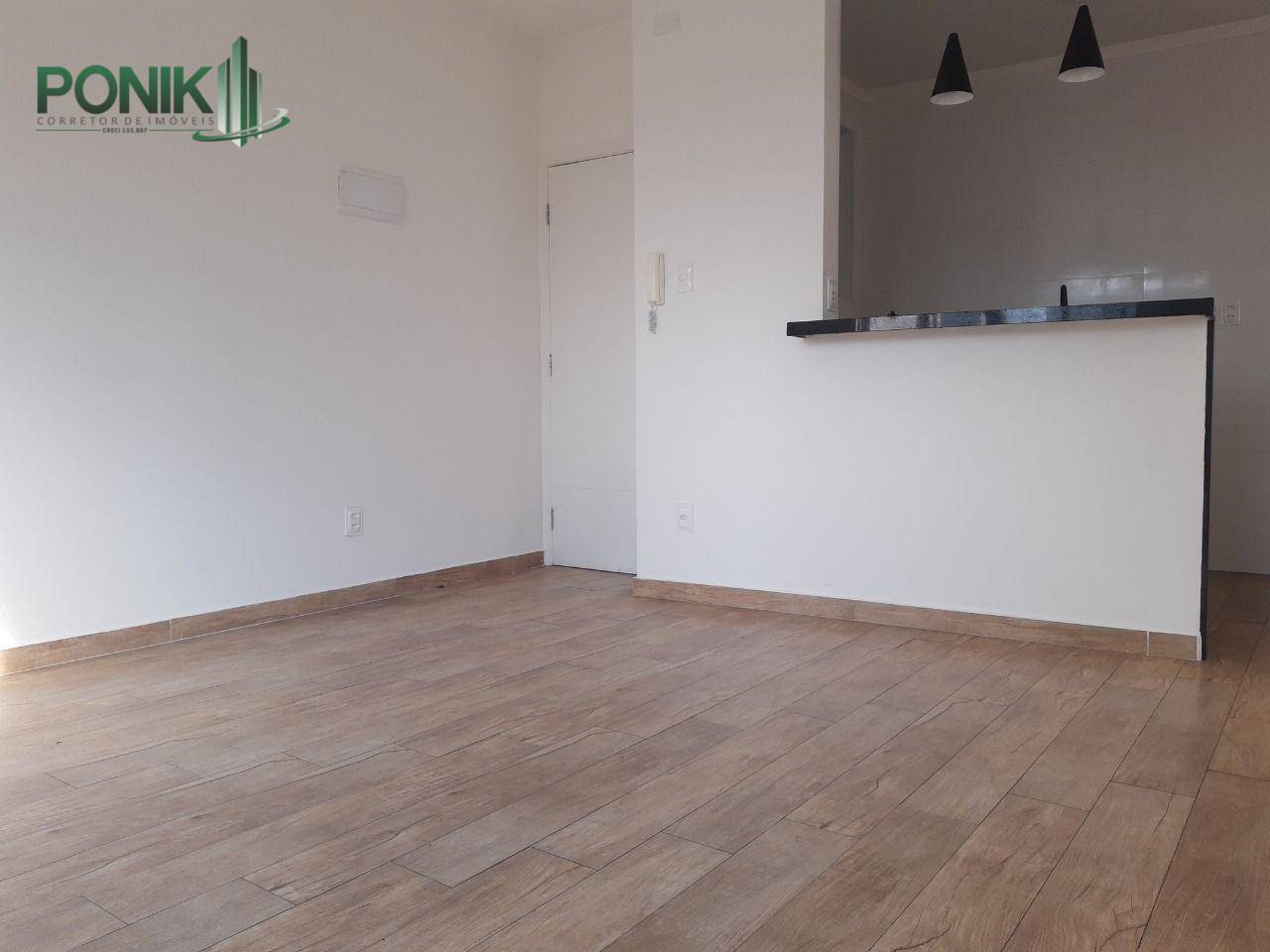 Apartamento à venda com 2 quartos, 67m² - Foto 4