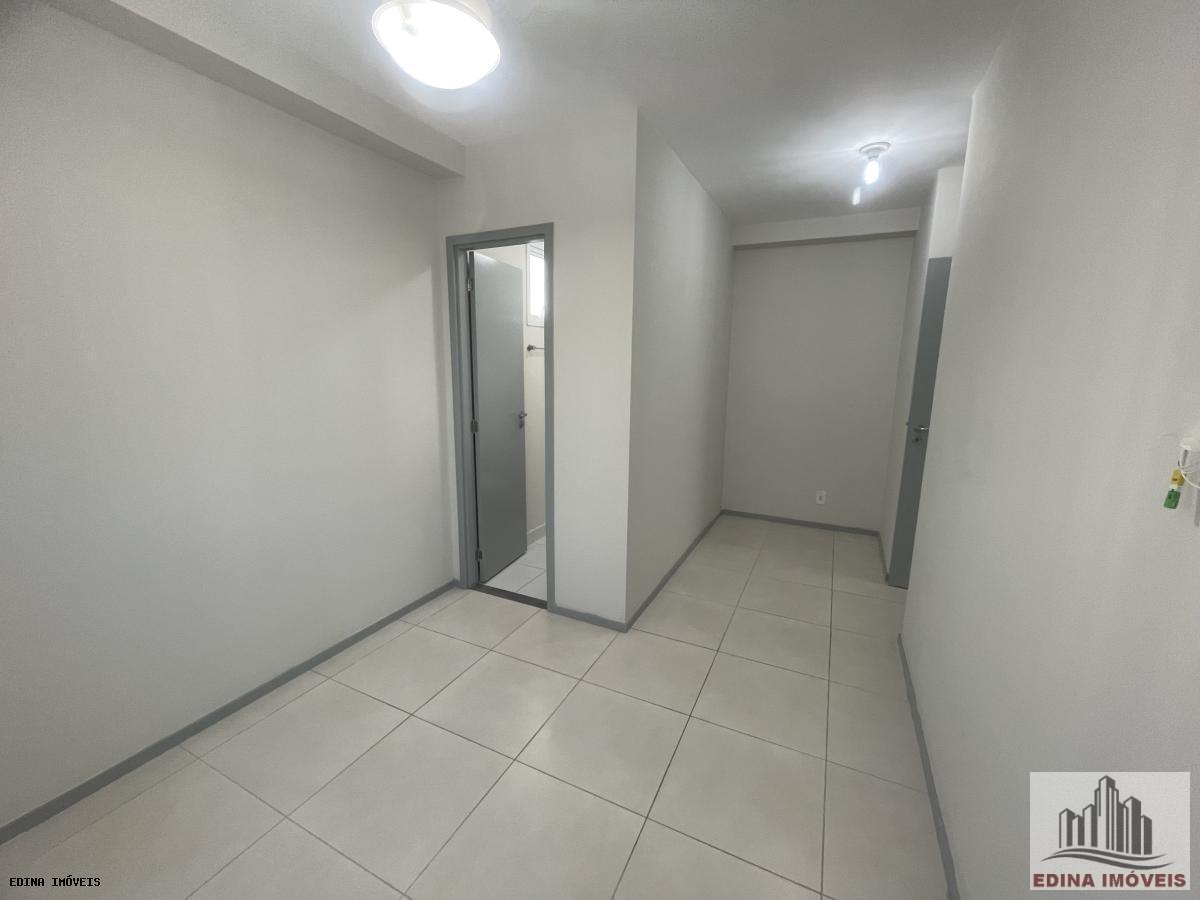 Apartamento para alugar com 2 quartos, 52m² - Foto 12