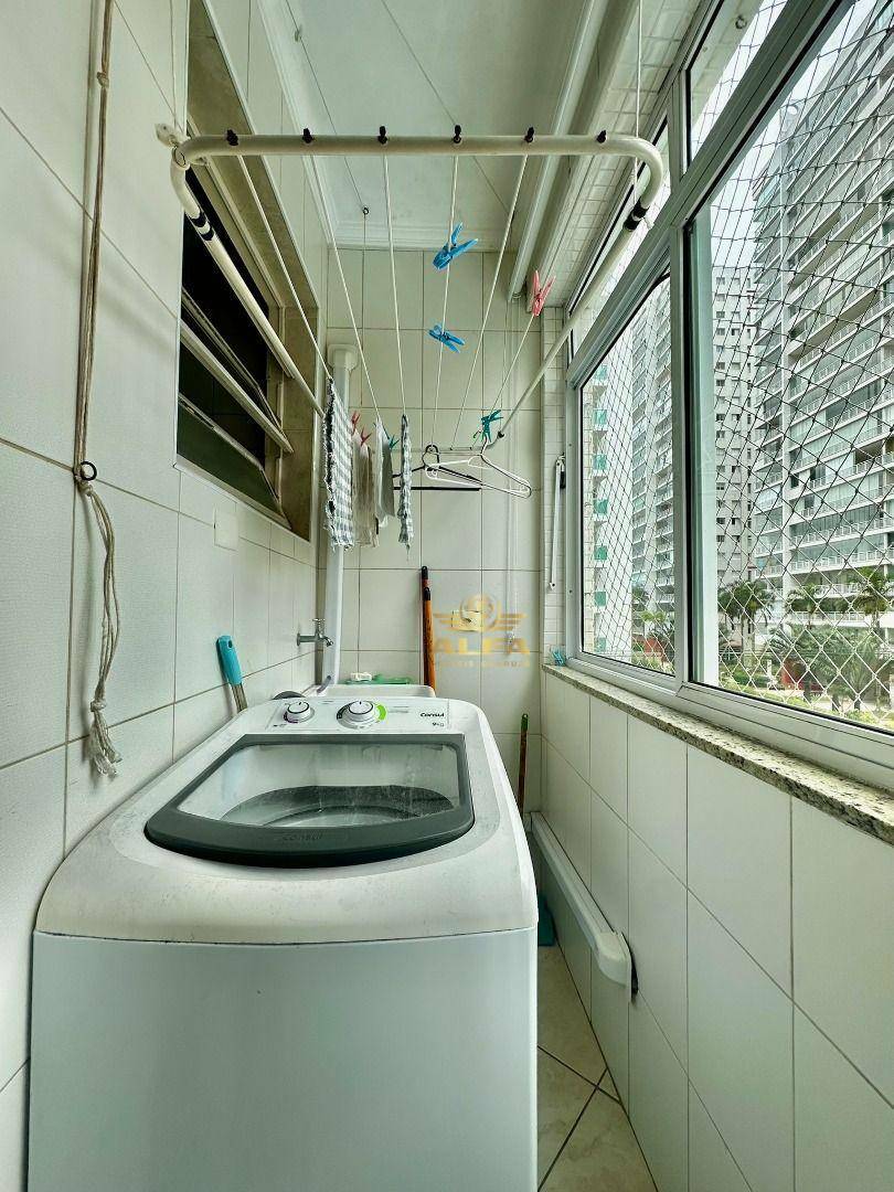 Apartamento à venda com 1 quarto, 50m² - Foto 11