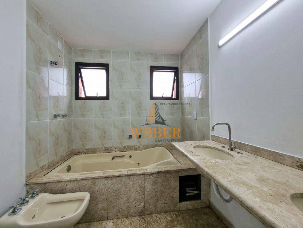 Apartamento à venda com 4 quartos, 236m² - Foto 4