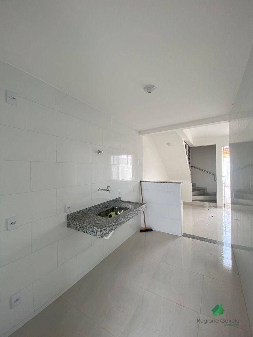 Casa à venda com 3 quartos, 80m² - Foto 13