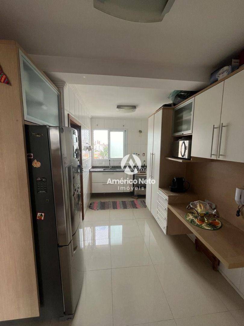 Apartamento para alugar com 3 quartos, 100m² - Foto 12